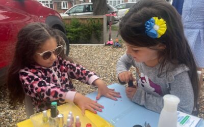 Six-year-old sets up nail salon to raise funds for Ukrainian refugees