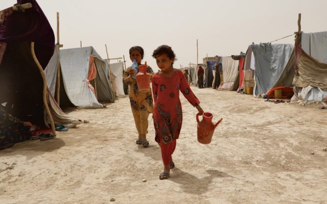 Afghanistan situation: worsening conflict in northern Afghanistan uproots thousands